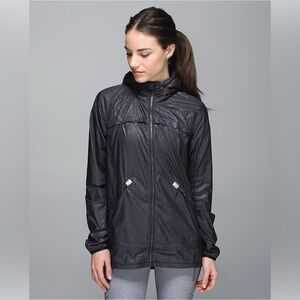 Lululemon Miss Misty Jacket II Desert Snake Embossed Black Rain Coat Hooded XS